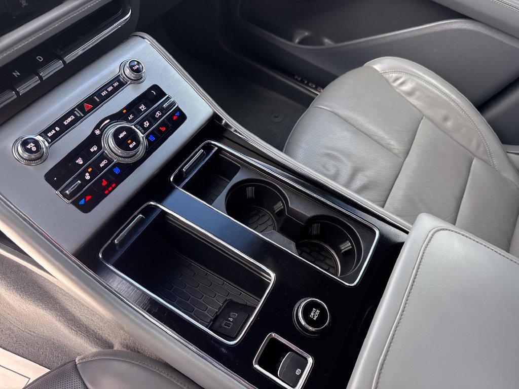 Used 2020 Lincoln Aviator Reserve w/ Equipment Group 201A AWD/4WD image 24