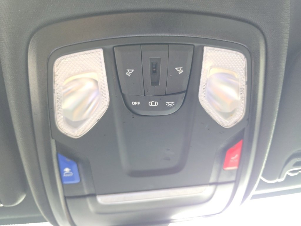 Used 2024 RAM 3500 Big Horn image 27