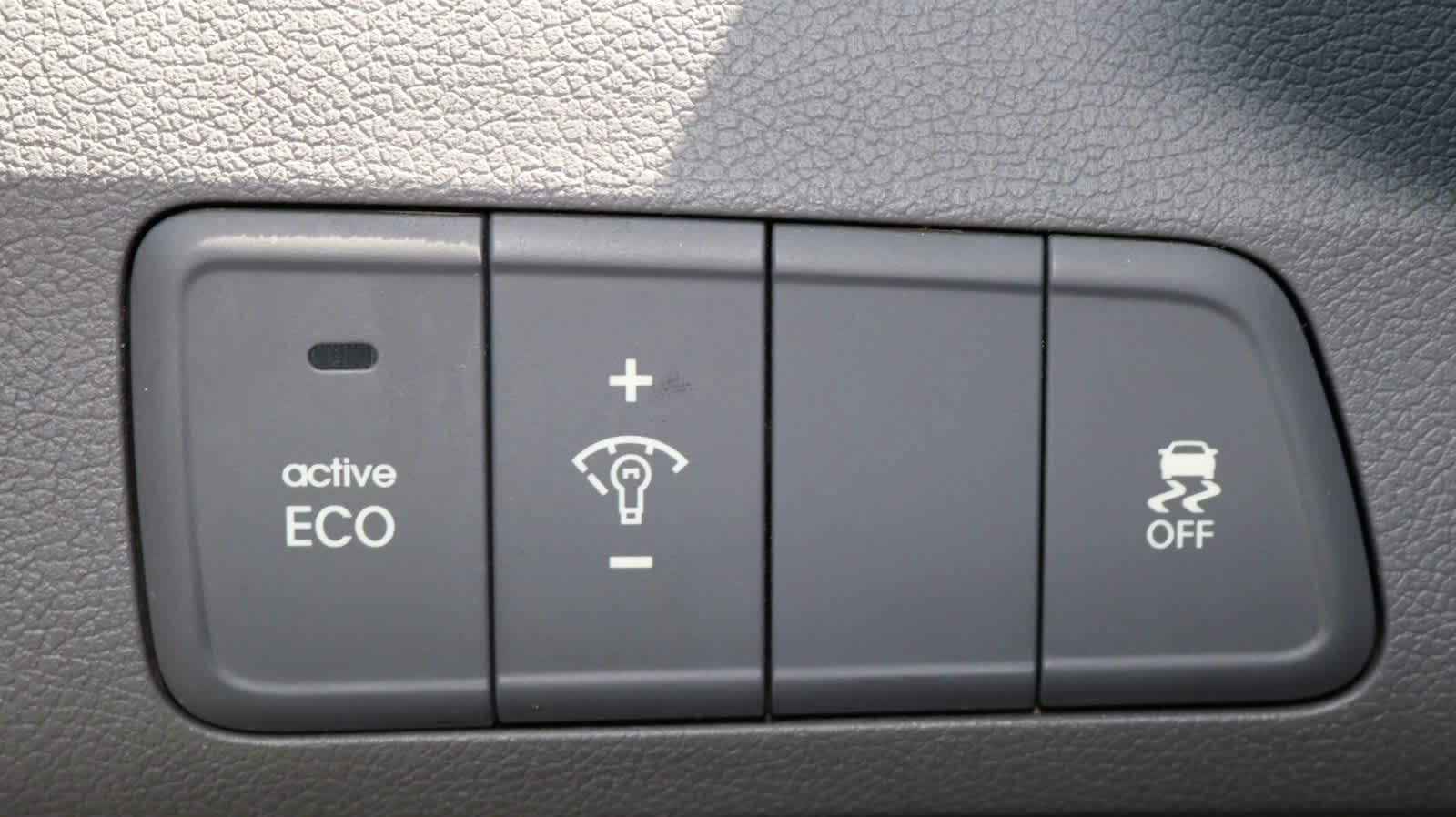 Used 2014 Hyundai Elantra Limited FWD image 19