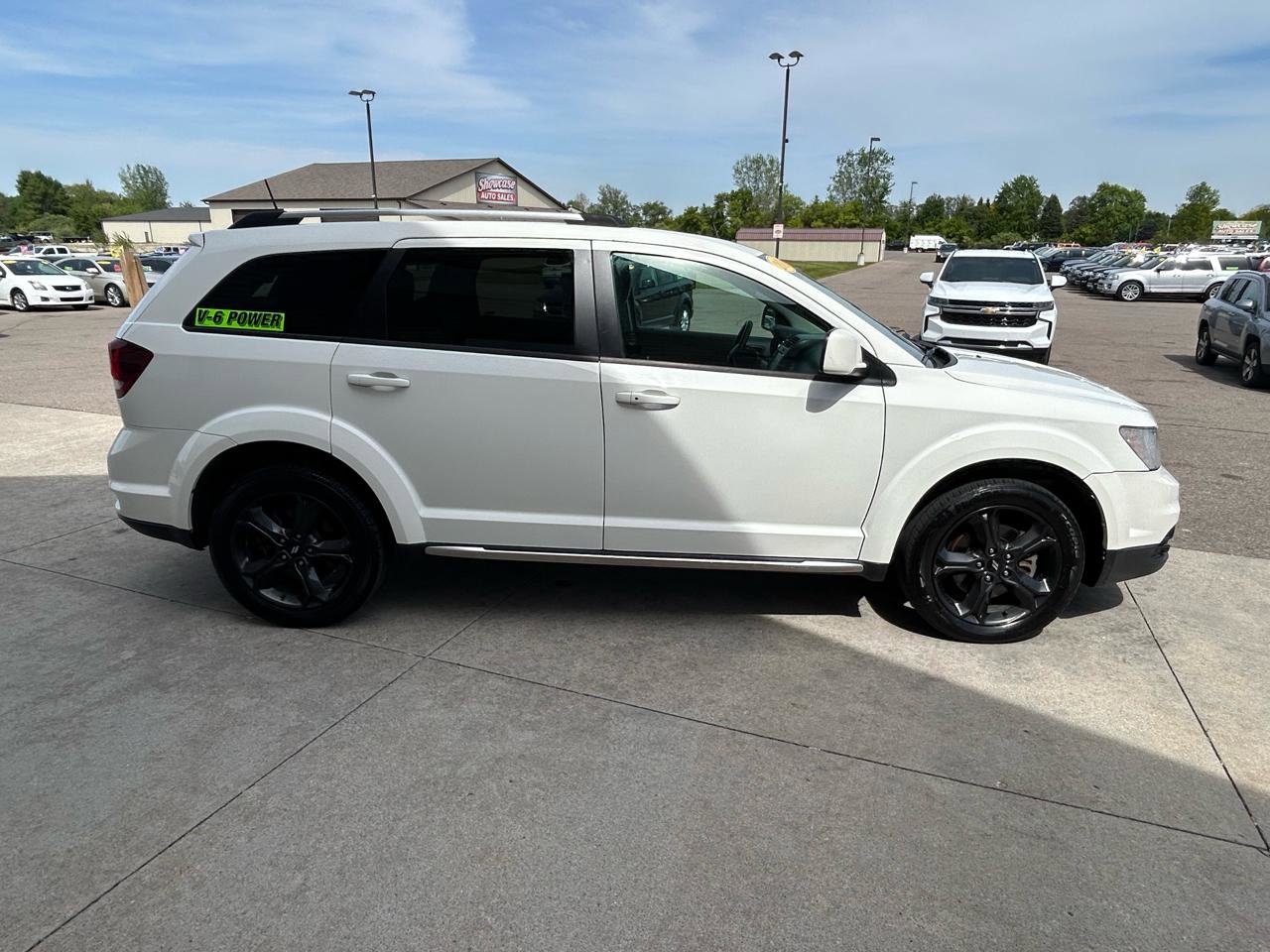 Used 2019 Dodge Journey Crossroad FWD image 4