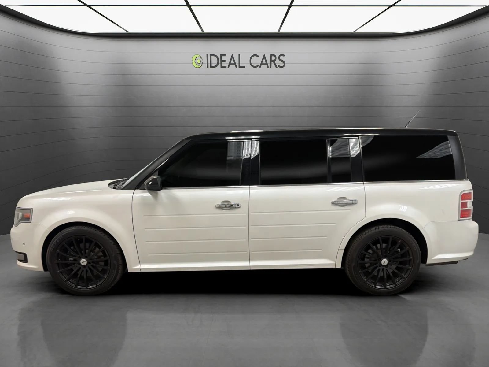 Used 2014 Ford Flex Limited w/ Equipment Group 303A AWD/4WD image 8