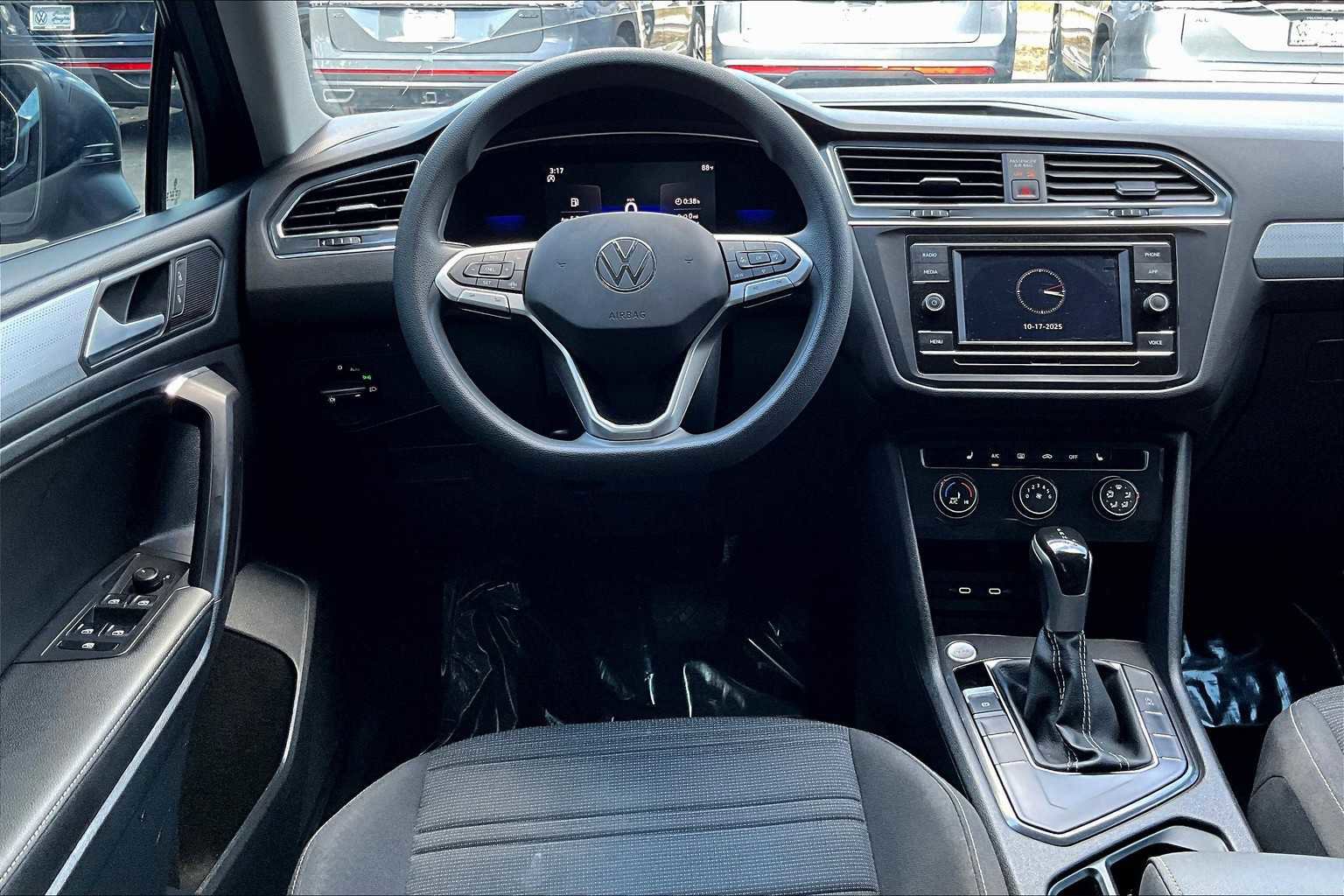 Certified 2023 Volkswagen Tiguan S image 5