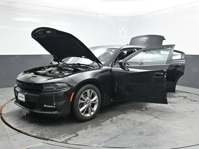 Used 2021 Dodge Charger SXT AWD/4WD image 45