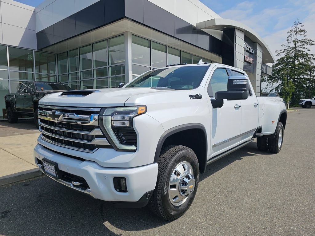 New 2026 Chevrolet Silverado 3500 High Country w/ High Country Premium Package AWD/4WD image 3