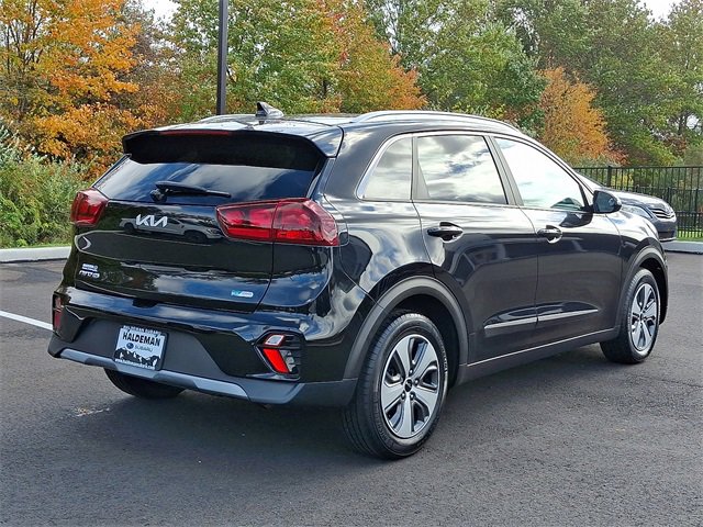 Used 2022 Kia Niro LX image 7