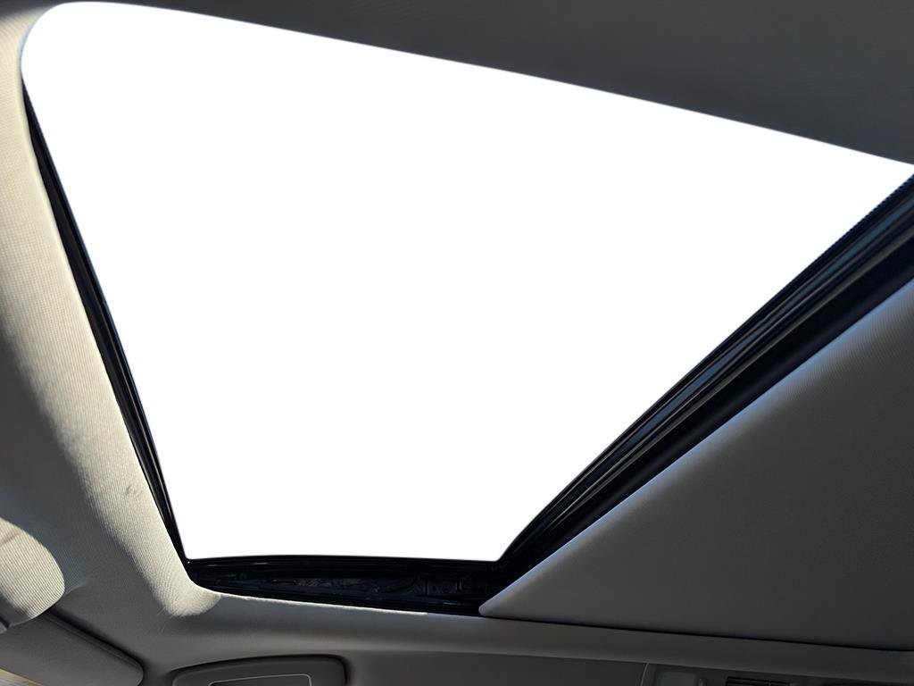 New 2026 Nissan Pathfinder Platinum FWD image 17