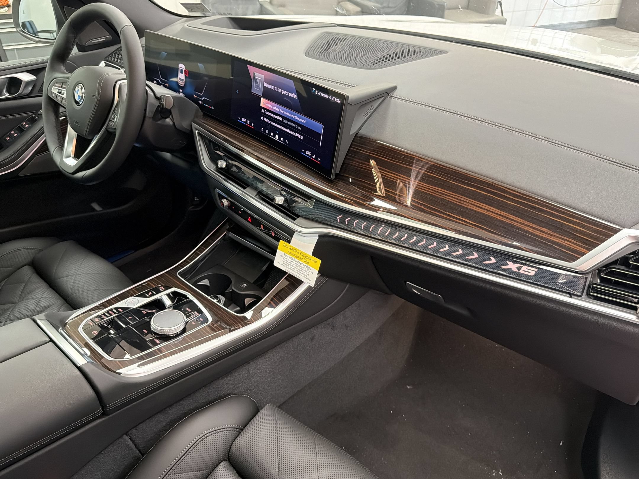 Used 2026 BMW X5 xDrive40i w/ Climate Comfort Package AWD/4WD image 33