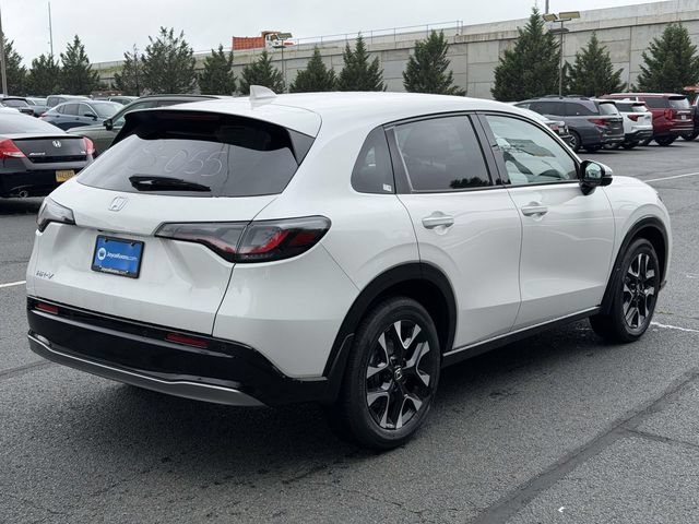New 2027 Honda HR-V EX-L image 2