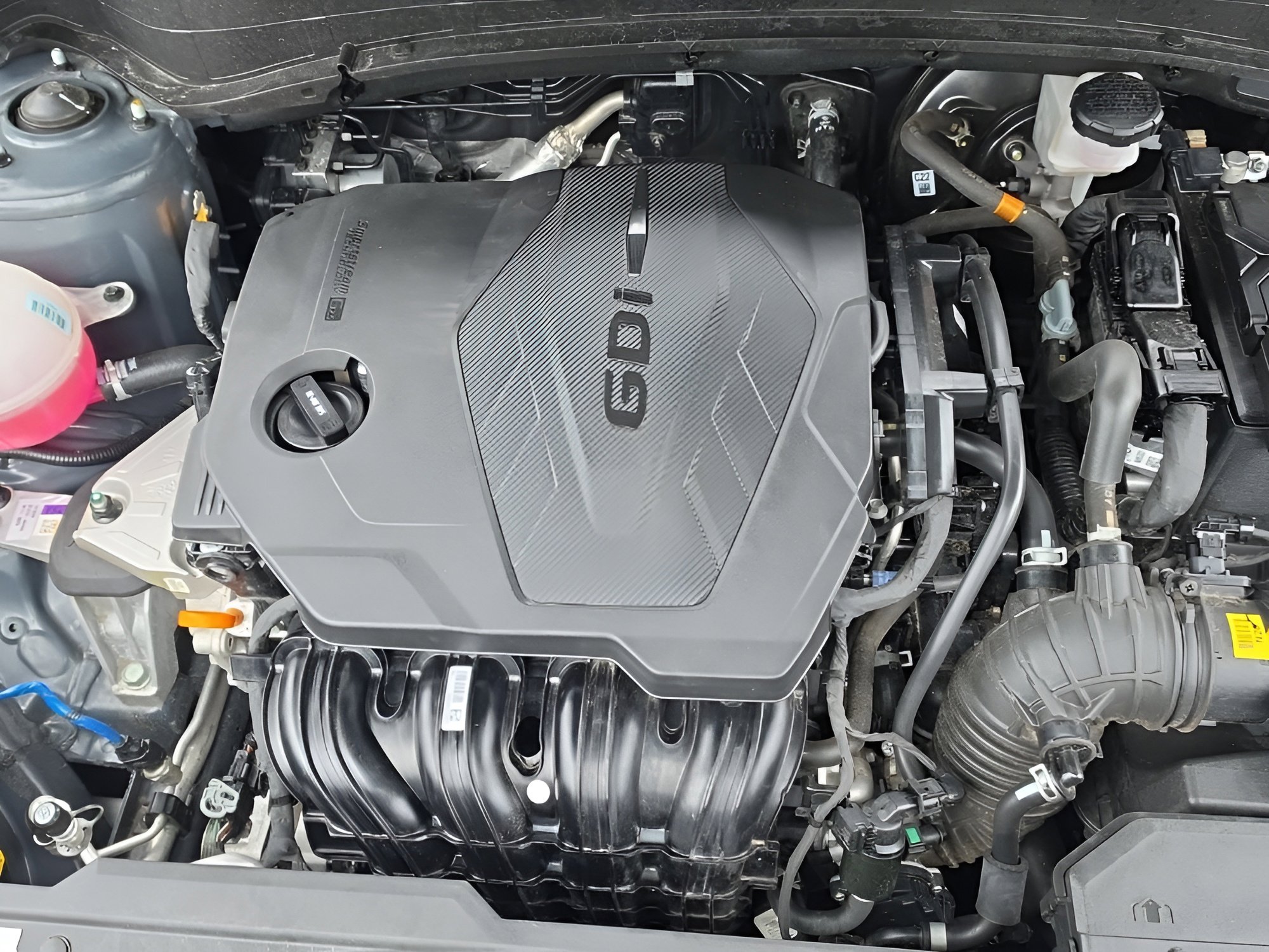 Used 2025 Kia Sportage LX image 28