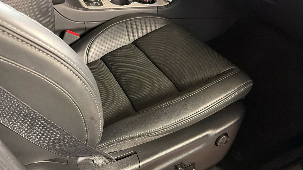 Used 2021 Jeep Grand Cherokee SRT image 11