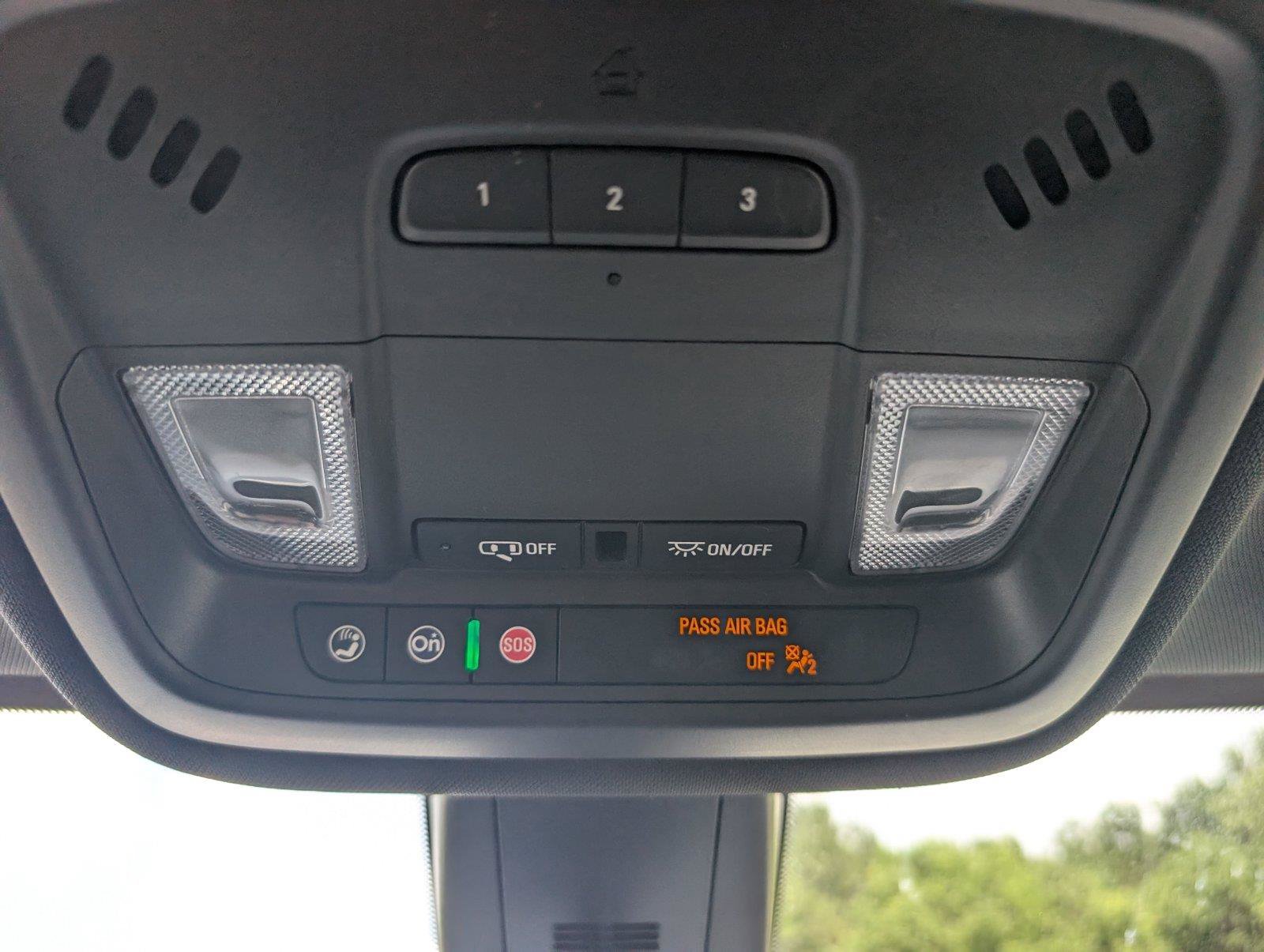 Certified 2023 Chevrolet Traverse LT FWD image 18