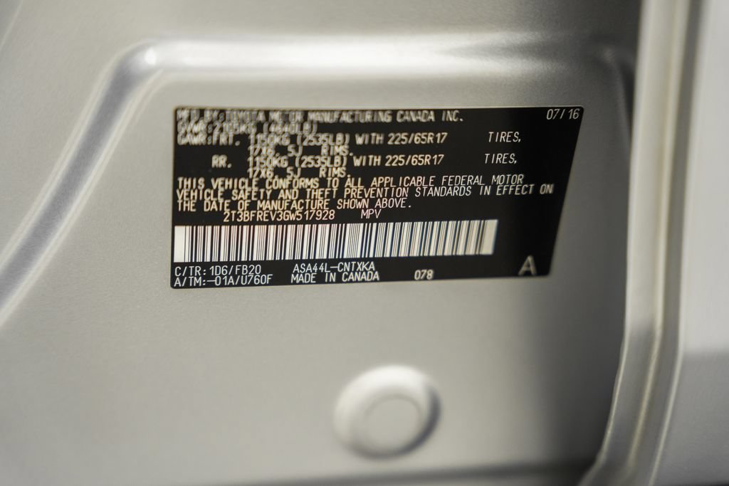 Used 2016 Toyota RAV4 LE AWD/4WD image 33