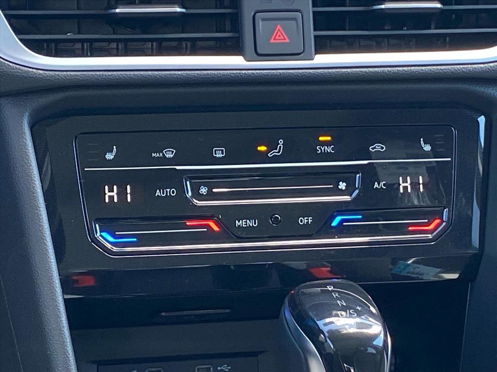 New 2026 Volkswagen Taos SE AWD/4WD image 7