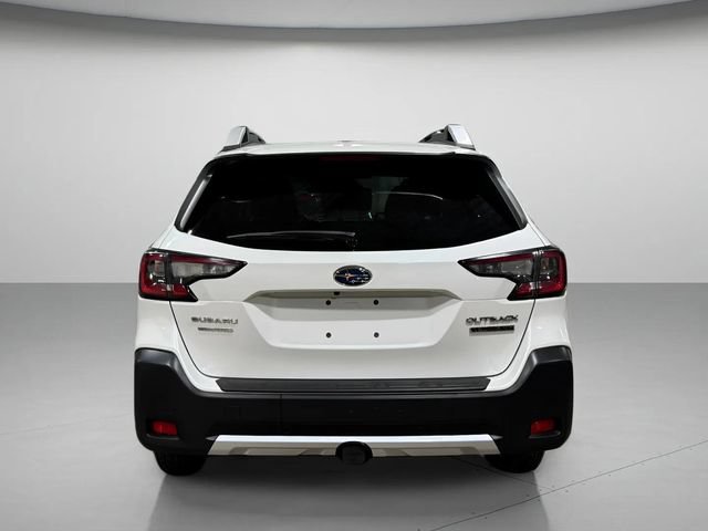 Used 2023 Subaru Outback Touring XT w/ Tech Package 3 AWD/4WD image 4