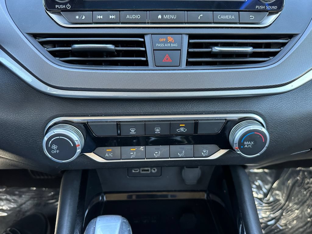 Used 2024 Nissan Altima 2.5 SR FWD image 30