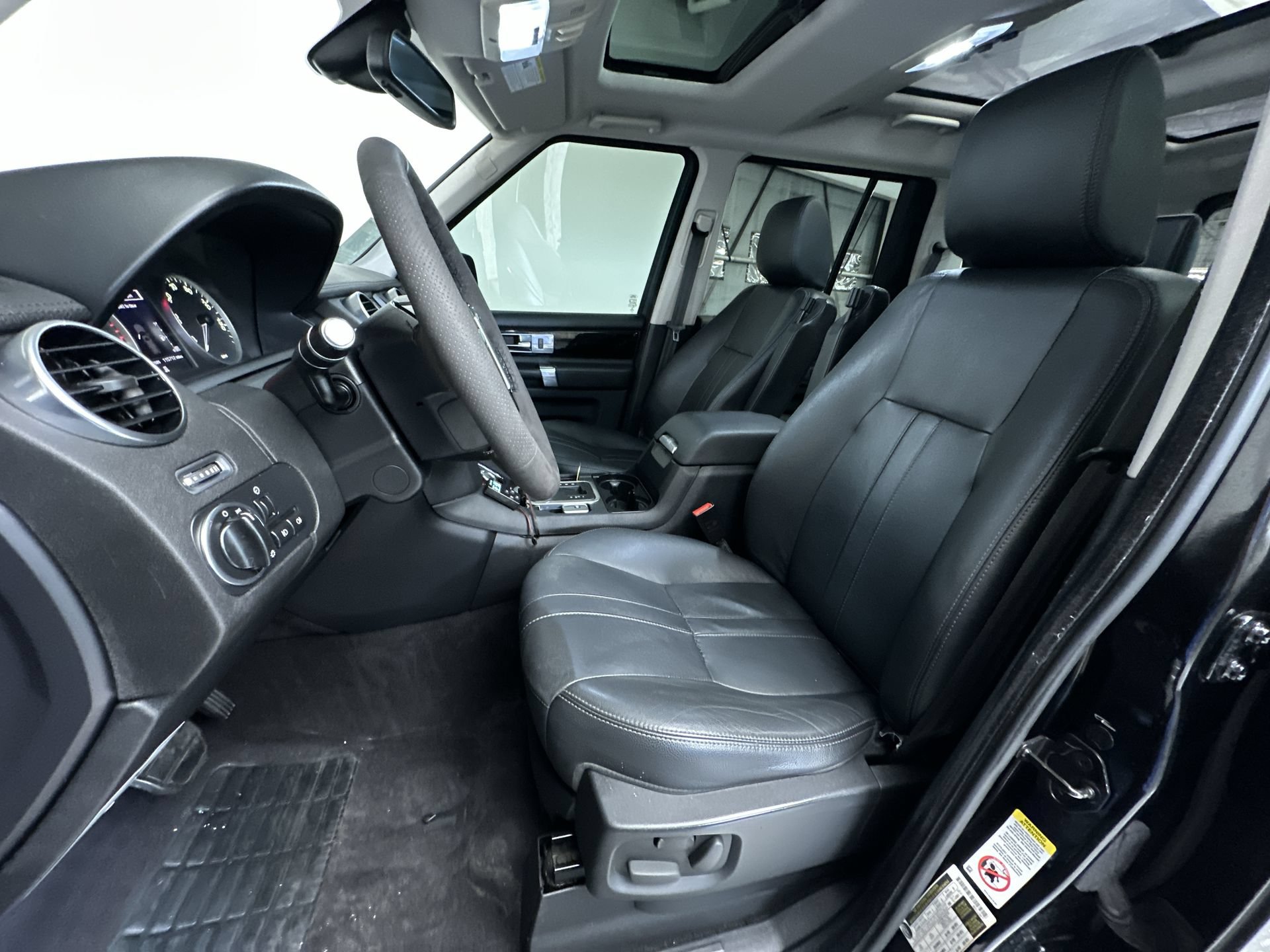 Used 2013 Land Rover LR4 HSE AWD/4WD image 12