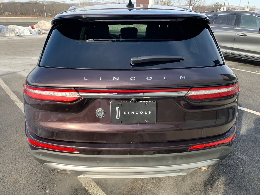 Certified 2023 Lincoln Corsair Reserve w/ Equipment Group 201A image 4