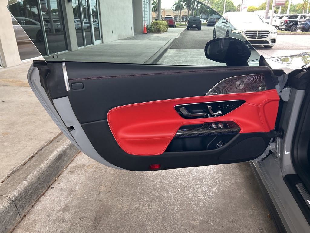 Used 2022 Mercedes-Benz SL 63 AMG 4MATIC image 47