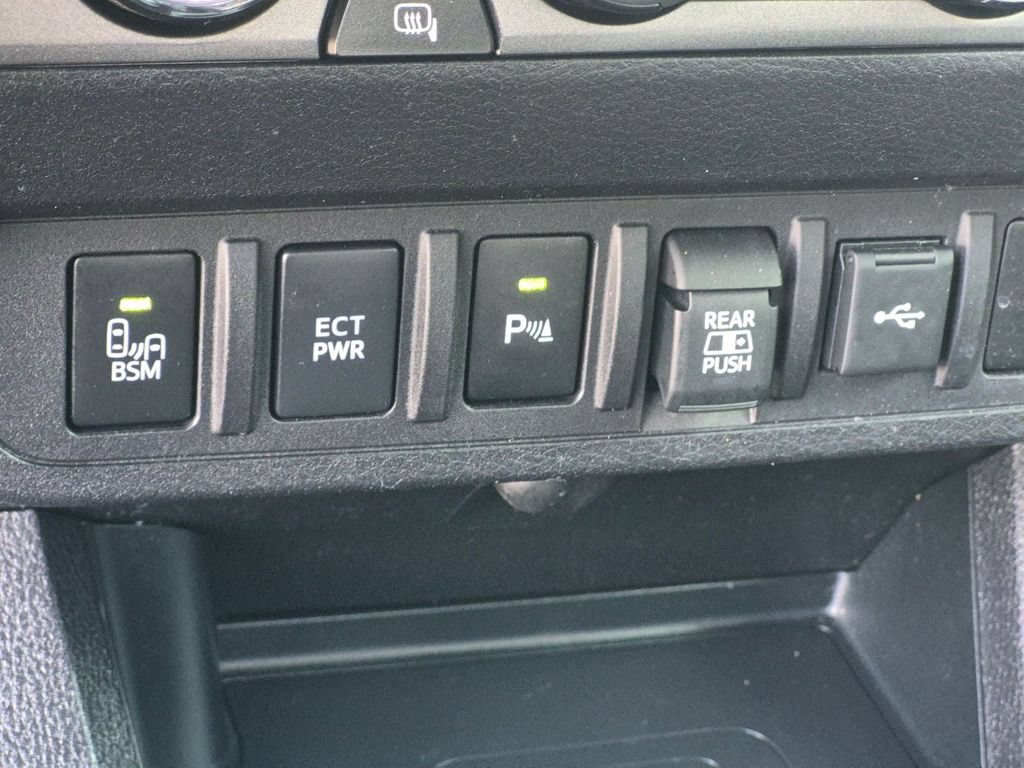 Used 2023 Toyota Tacoma TRD Off-Road w/ TRD Premium Off Road Package AWD/4WD image 22