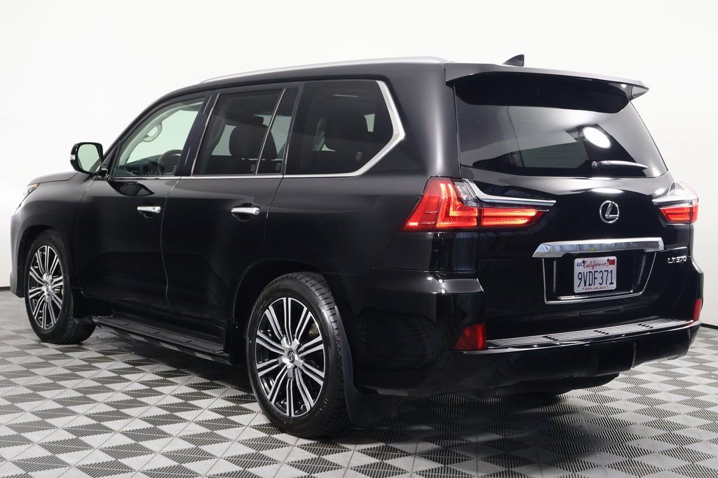 Used 2021 Lexus LX 570 4WD w/ Luxury Package image 6
