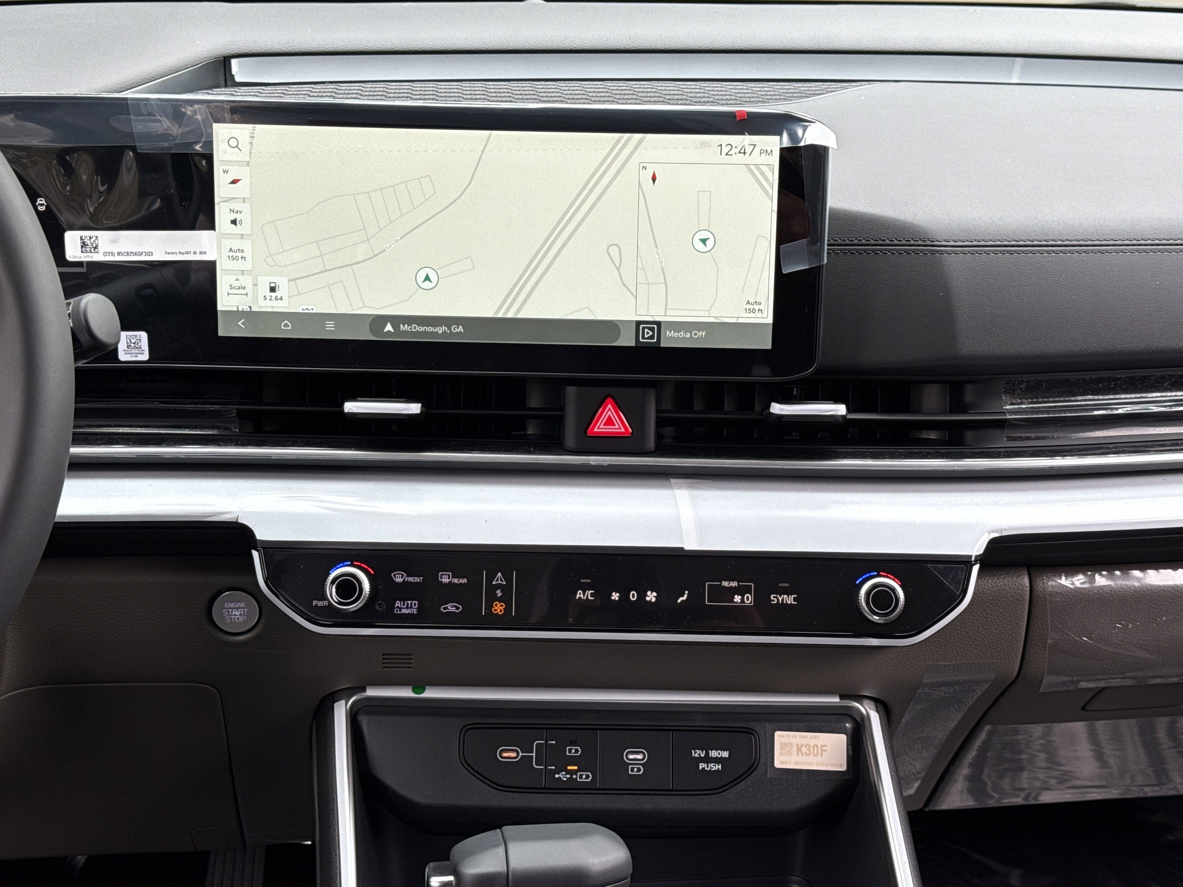 New 2025 Kia Carnival image 3