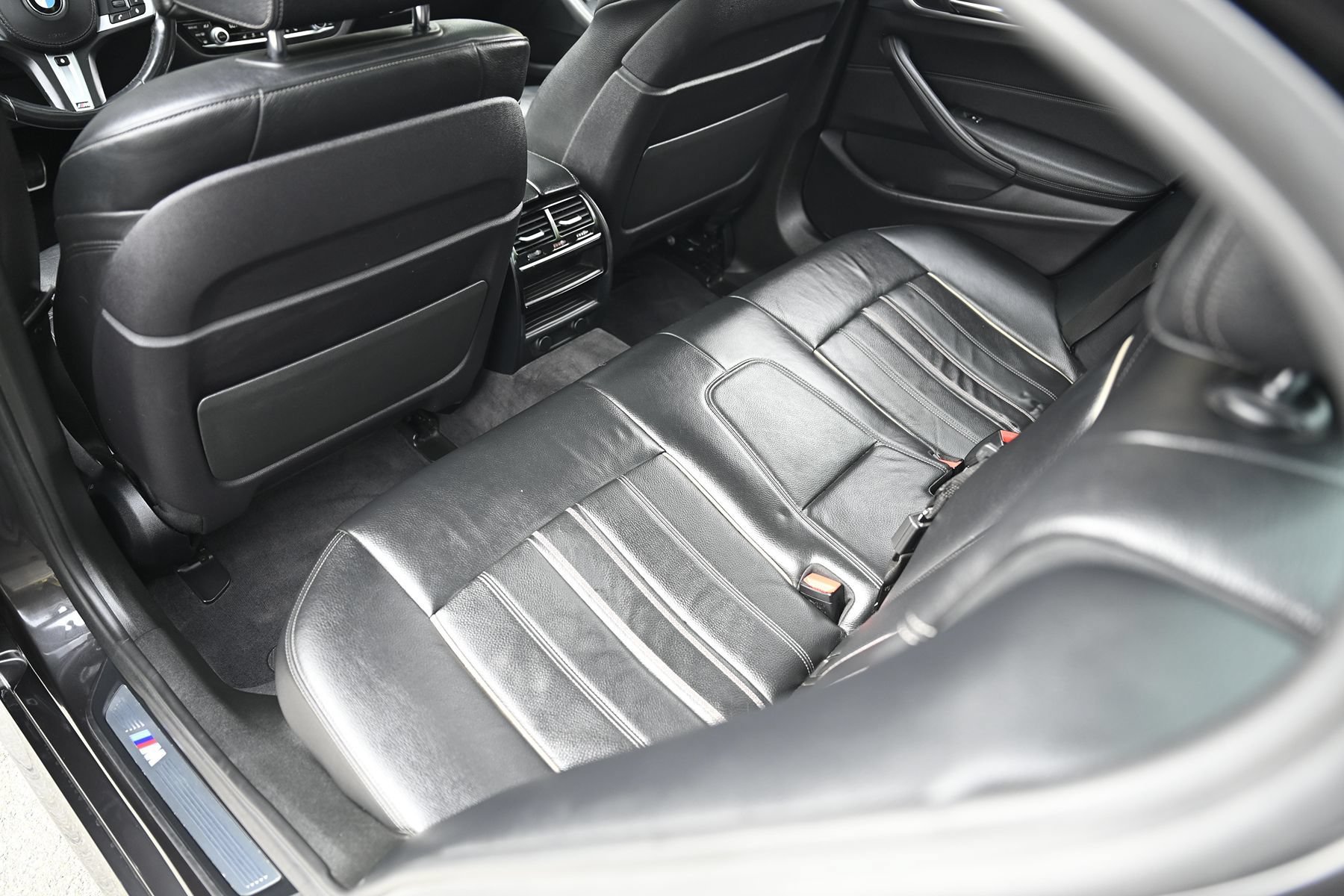 Used 2018 BMW 540i xDrive AWD/4WD image 15