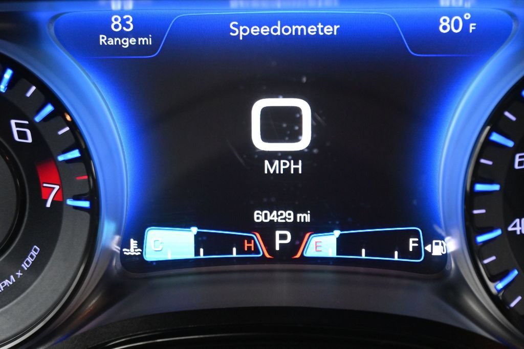 Used 2017 Chrysler 300 S RWD image 18