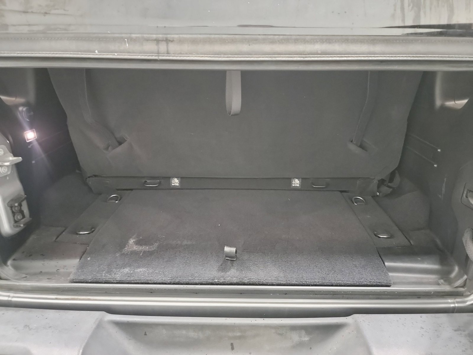 Used 2018 Jeep Wrangler Sport image 26