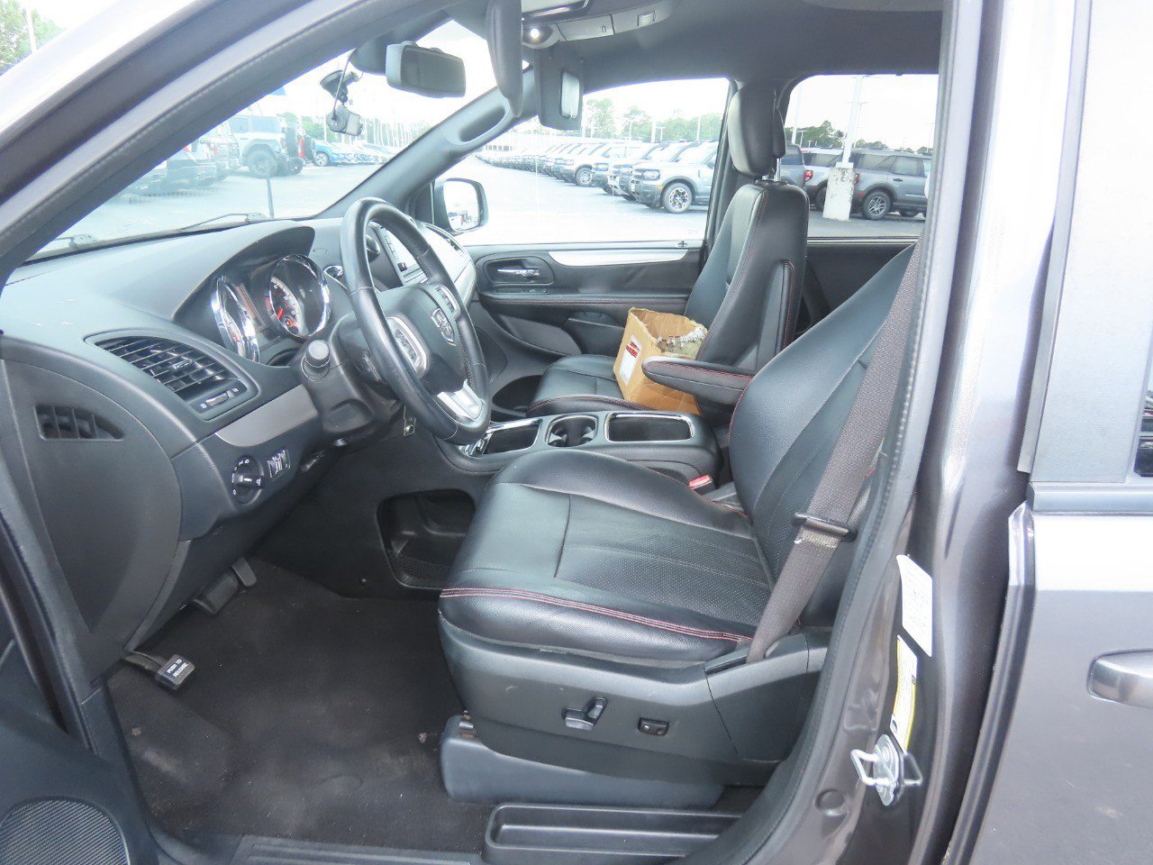 Used 2019 Dodge Grand Caravan GT FWD image 23