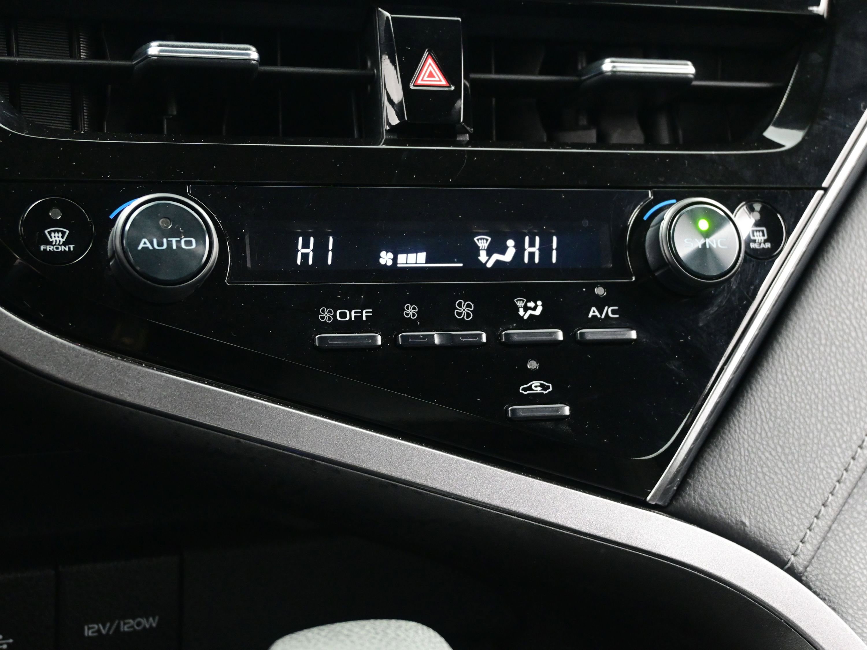 Used 2024 Toyota Camry LE image 20