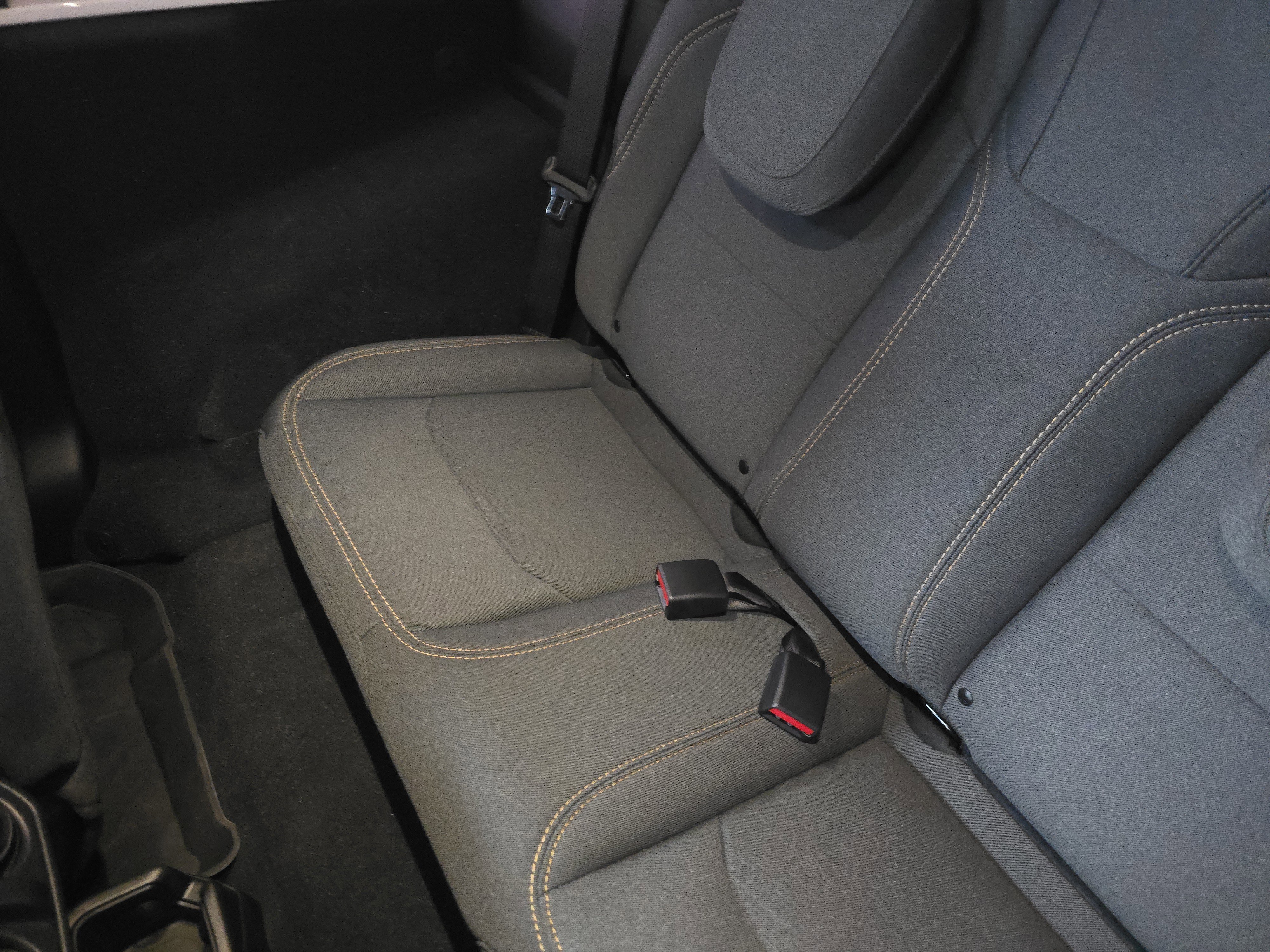 Used 2024 Jeep Wrangler Sport S image 22