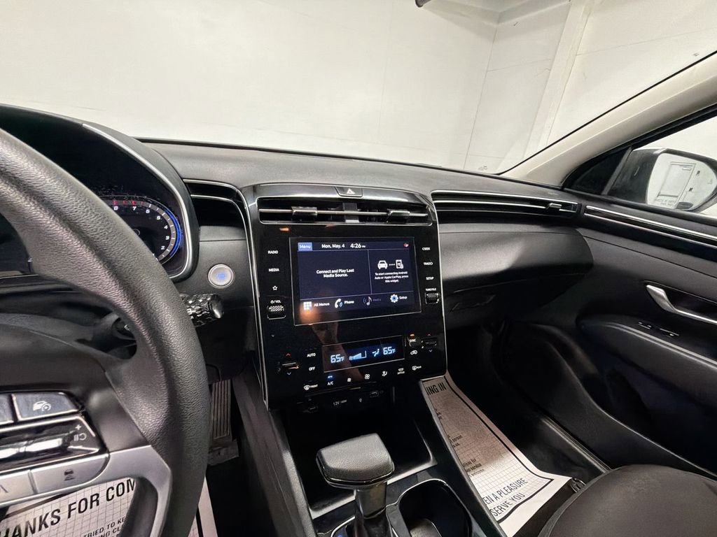 Used 2024 Hyundai Tucson SEL FWD image 17