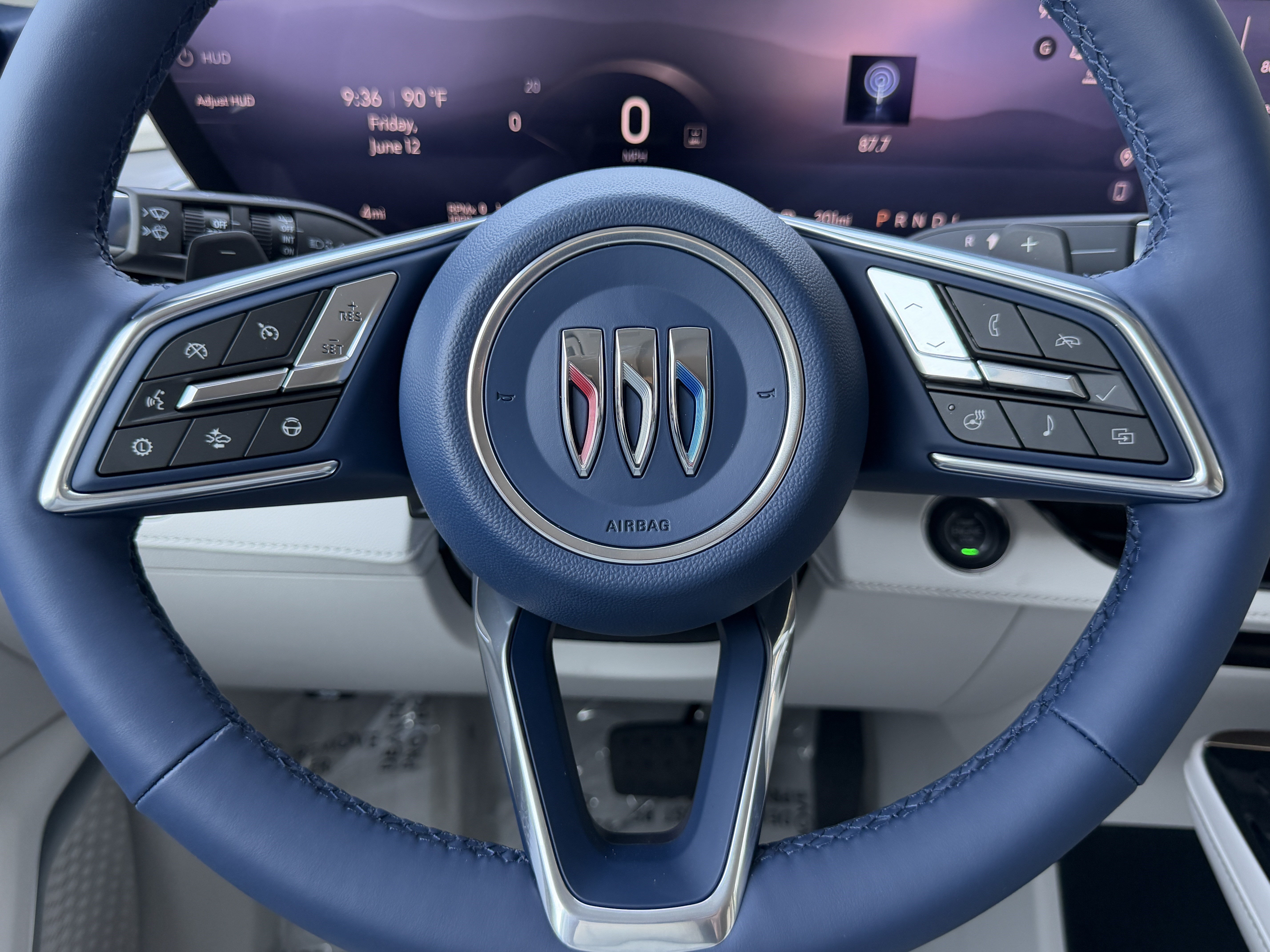 New 2026 Buick Enclave Avenir w/ Super Cruise Package FWD image 43