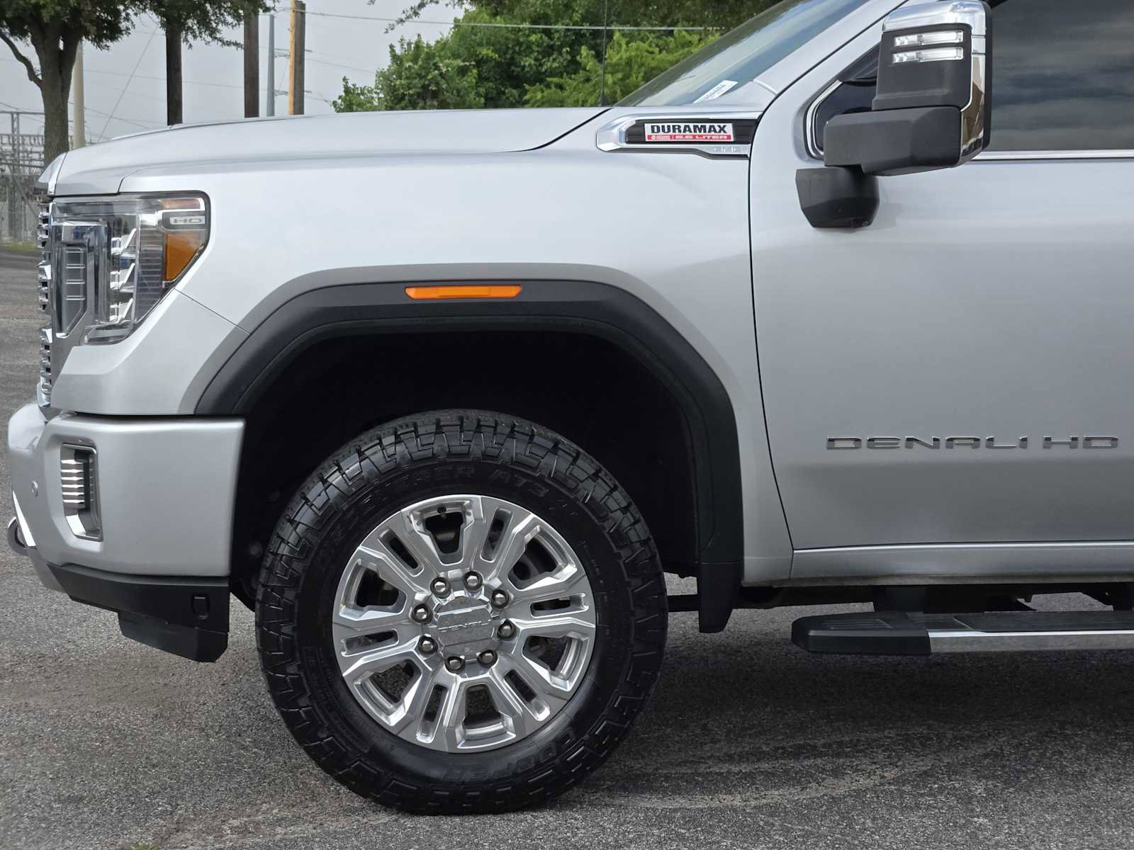 Used 2020 GMC Sierra 2500 Denali w/ Denali Ultimate Package AWD/4WD image 8
