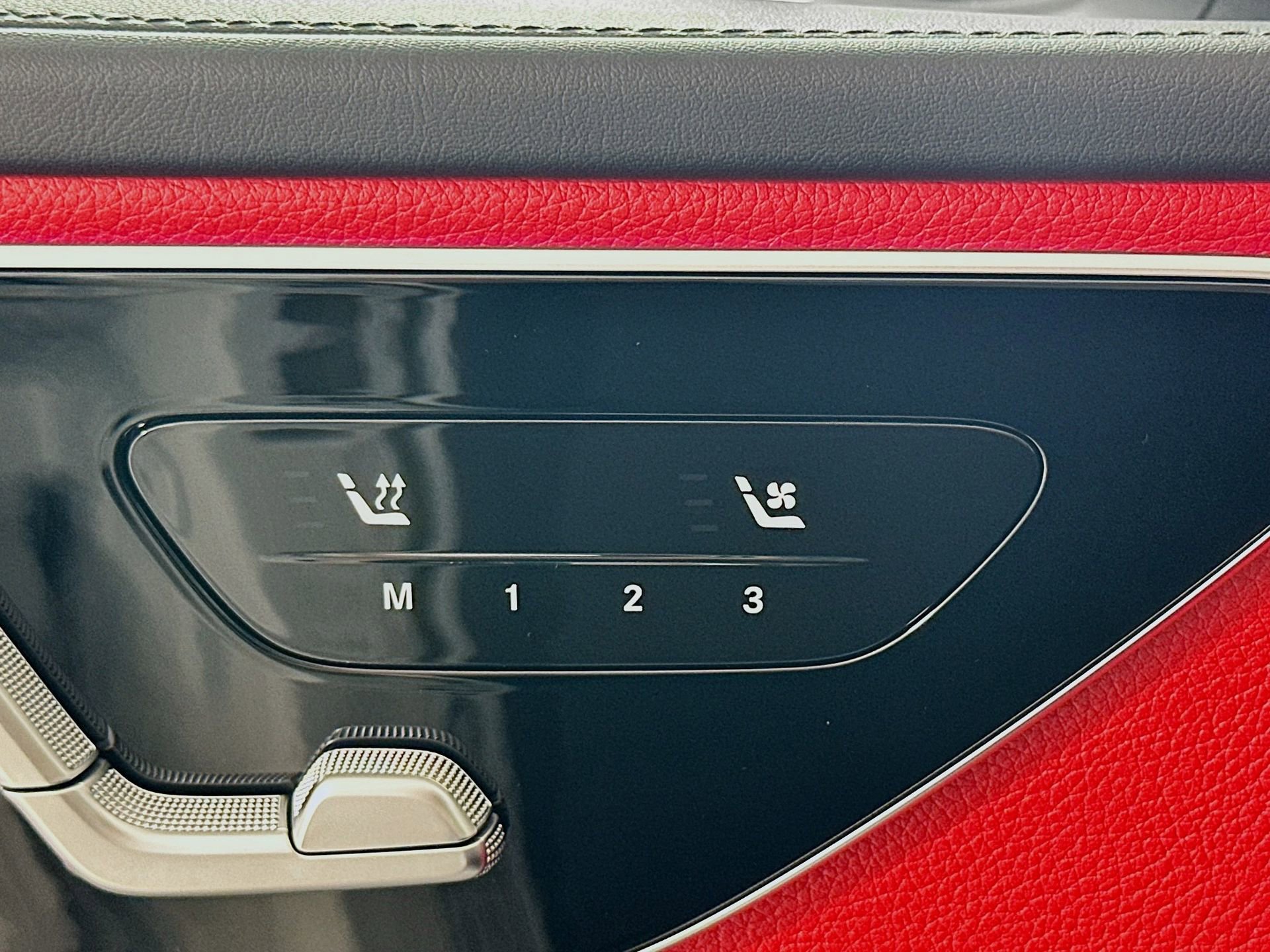 New 2026 Mercedes-Benz C 43 AMG 4MATIC Sedan image 22