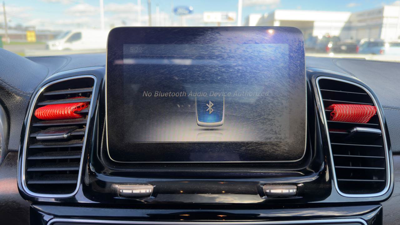 Used 2017 Mercedes-Benz GLS 450 4MATIC image 34