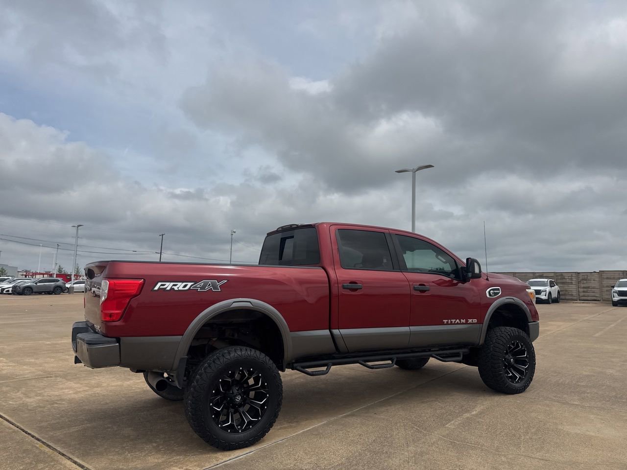 Used 2016 Nissan Titan PRO-4X AWD/4WD image 26