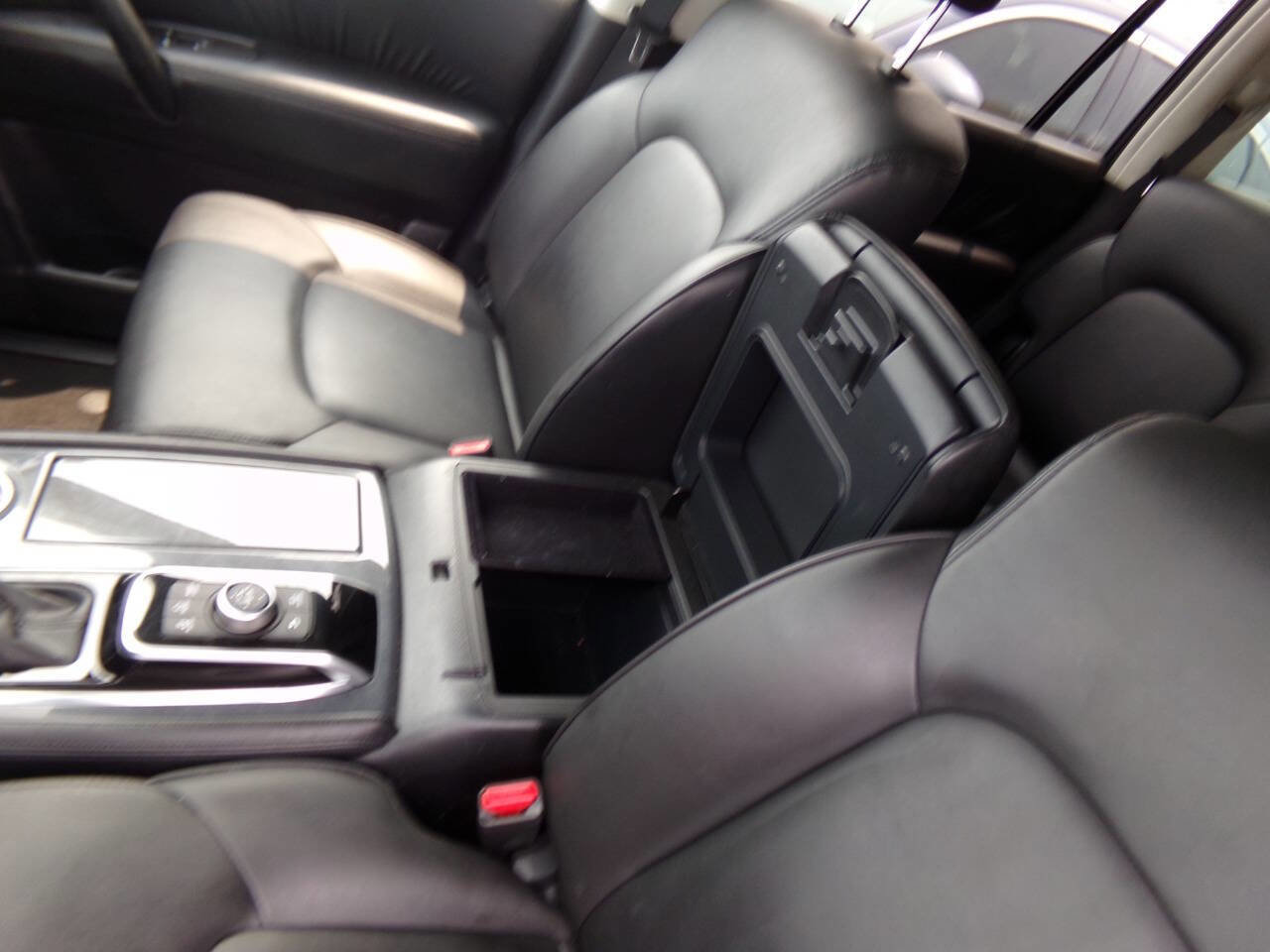 Used 2023 Nissan Armada SV image 77