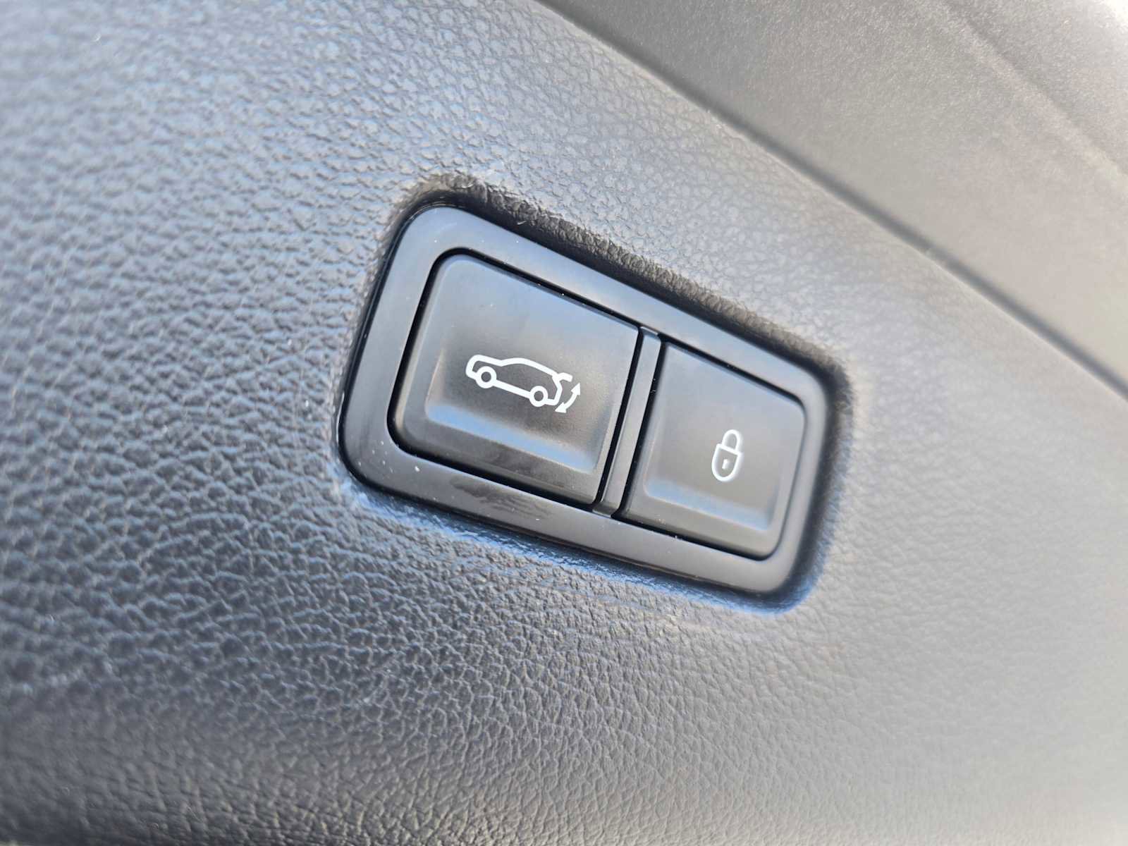 Used 2024 Genesis GV80 2.5T image 19