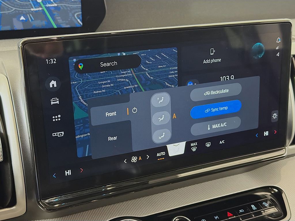 Used 2025 Ford Expedition Active image 34