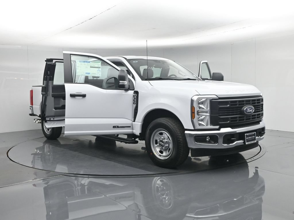 New 2026 Ford F350 XL w/ XL Chrome Package RWD image 30