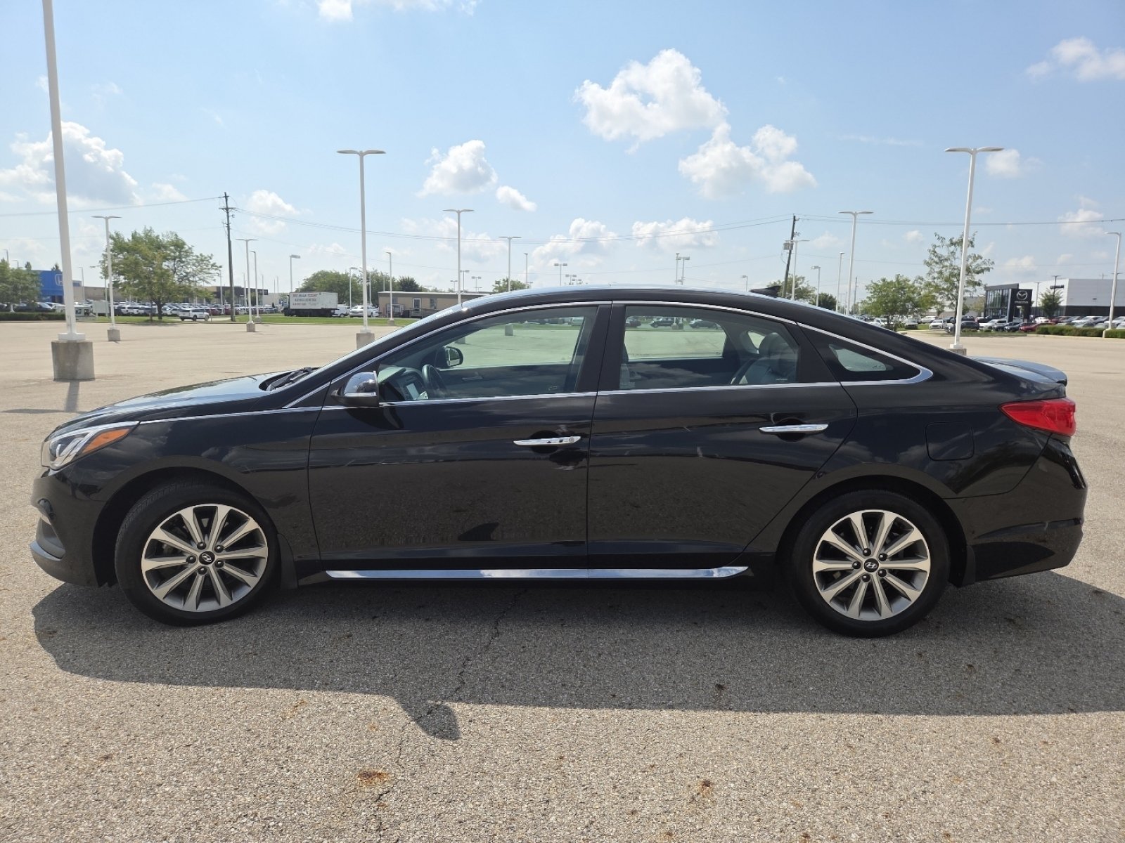 Used 2017 Hyundai Sonata Limited FWD image 14