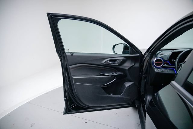 Used 2026 Chevrolet Trax RS w/ Driver Confidence Package FWD image 23