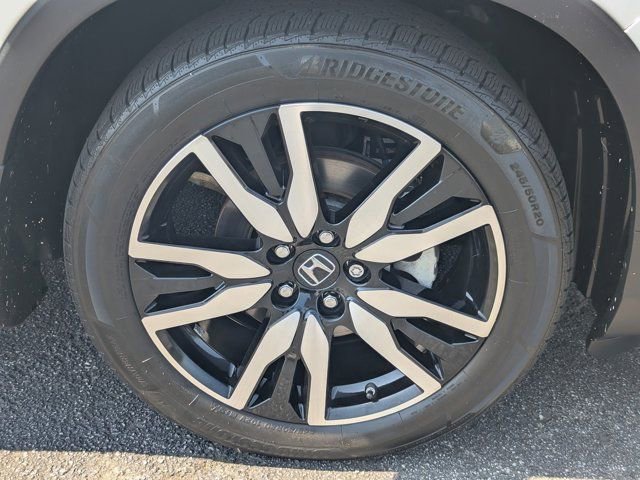 Used 2019 Honda Pilot Elite image 11