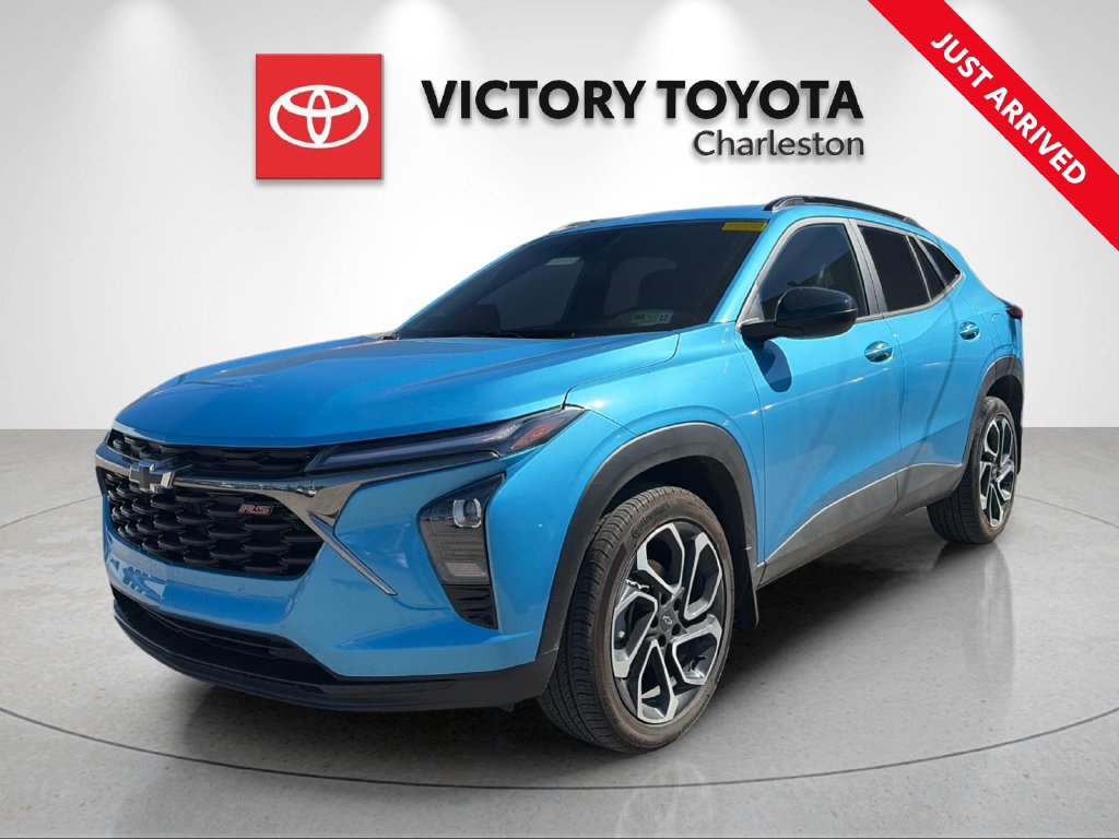 Used 2025 Chevrolet Trax RS w/ Driver Confidence Package