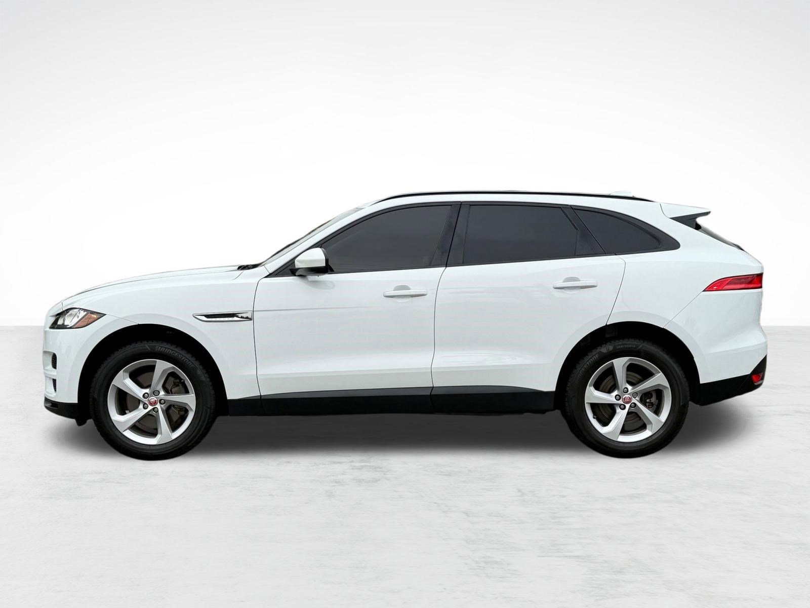 Used 2018 Jaguar F-PACE Premium AWD/4WD image 2