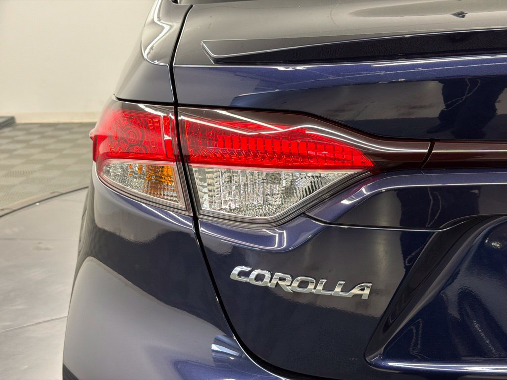 Certified 2026 Toyota Corolla SE FWD image 13