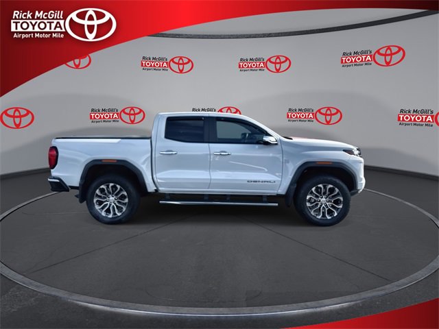 Used 2024 GMC Canyon Denali image 9