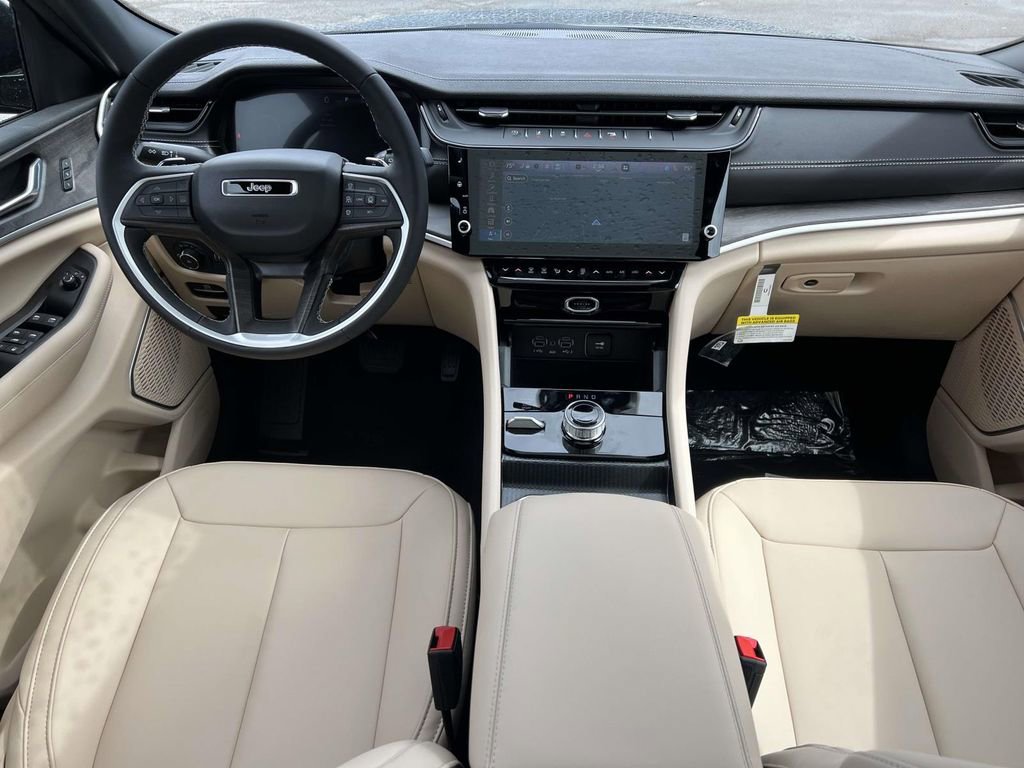 New 2026 Jeep Grand Cherokee Limited image 10