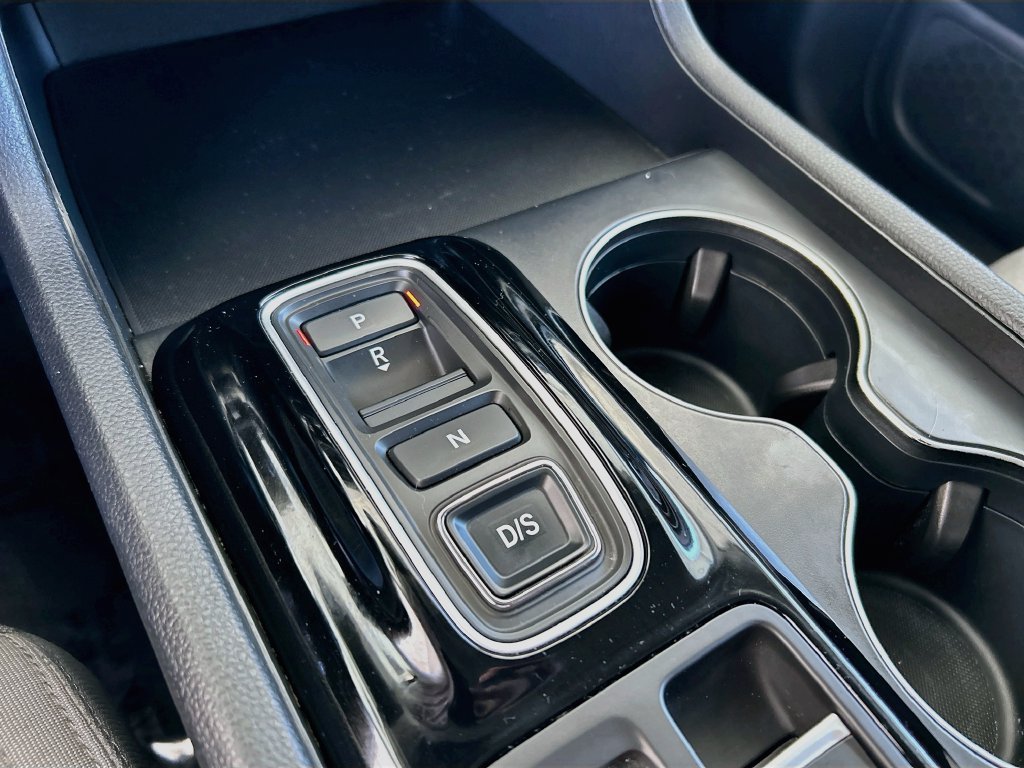 Certified 2023 Honda Pilot LX image 16
